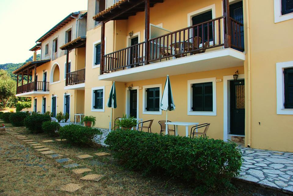 Corfu Hotel Apartments Benitses  Exterior foto